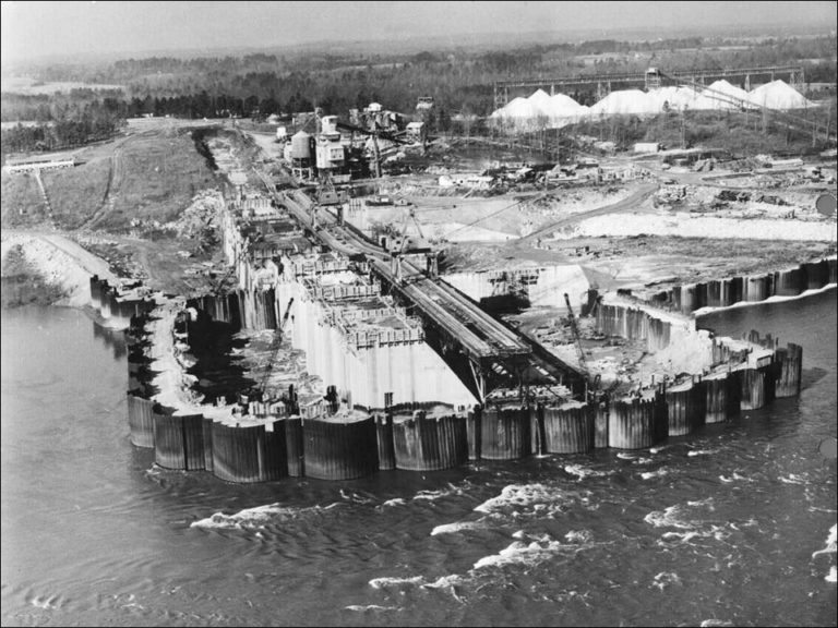 Kerr Lake Construction | Kerr Lake Guide | Everything About The Lake